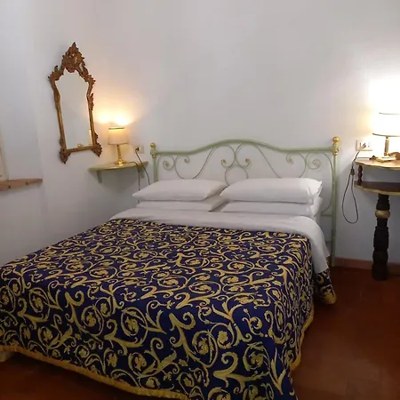 Charming 3* Lucca