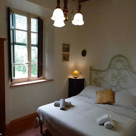 Couette-café Charming 3*