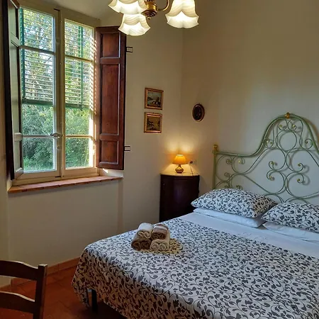 Charming Couette-café Lucques