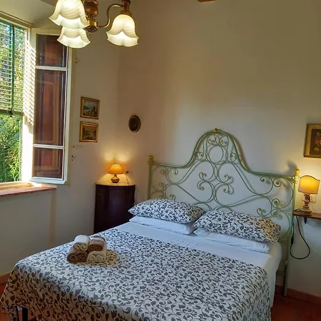 Charming 3*